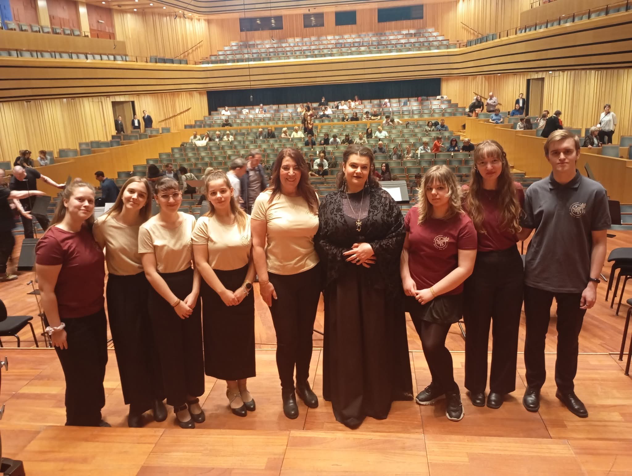 JÖVŐ HANGJA PROJEKT